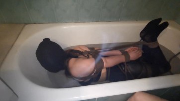 【我的媳妇】第三弹、水中驷马、六层丝袜水中（子夕）