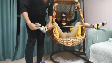 【JS】吊椅缚 黑靴 肉丝 棉袜 TK 强制刺激