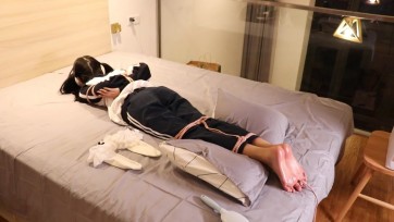 【咕咕精】茶茶の绝望足底TK体验3-青涩双马尾校服TK，痒到脚趾磨破、喉咙呛口水也不停直到沙哑（1小时+）