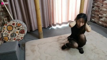 【随心原创】潇潇 股绳吊保龄球 绷带五花[不可描述] 脸都变色了