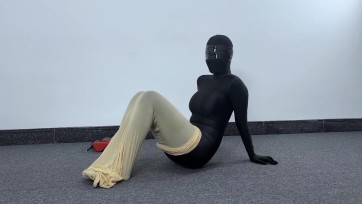 【无脑鱼工作室】少女的丝袜全包捆绑初体验 - 丝袜全包捆绑 - Zentai全包 - 固定项圈