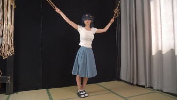 【象人工作室】嗷嗷-蓝色长裙，白袜凉鞋，大字型捆绑TK，袜子塞嘴，td震脚底