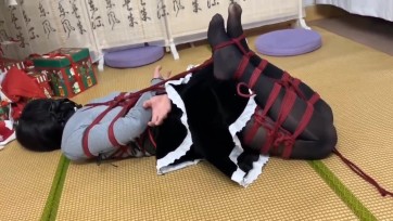 【绳话】小m的驷马紧缚后庭体验