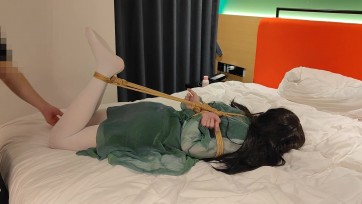 【鬼识】[cosplay]药指 伪娘椅上趴缚固定/驷马堵嘴 抚摸震动TK