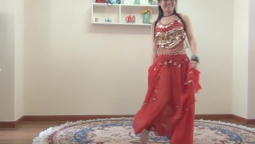 【丽佳美苑】小猫的初舞：镣铐束缚肚皮舞