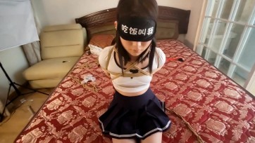 【利世】小米的重度挑战第四集，无罩JK、白内，固定大拇指极限后高手、桃缚、亵玩挑逗、极限凌辱，宣传片