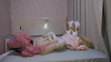 【哈曼哈w】古老视频2，晚礼服自缚