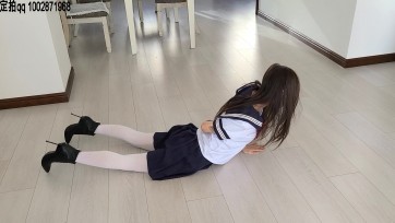 【一往情深】搜身审问女嫌疑人 李小鹿