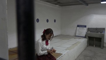 【一绳有你】老板的女秘书 荷晓清(女犯）抓捕、审问、关押、越狱逃跑、刑场枪毙