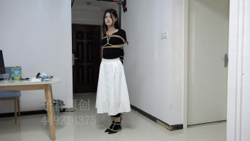 【子衿原创】菲菲欧式直臂柱缚采访