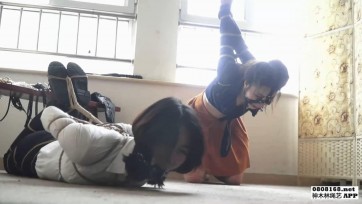 【逍遥】《赠品02完结篇》,卖的这车哪里是二手，四五手都有了，卖车还送俩漂亮妹子。
