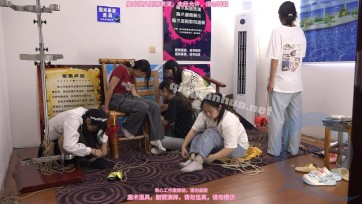 【束心工作室】几个大学生玩密室逃脱绑架游戏，捆绑，椅子铐，布袋游戏，第三集