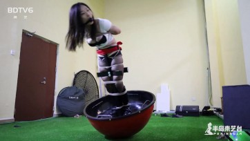 【半岛束艺台】【奎因】 性感的不倒翁