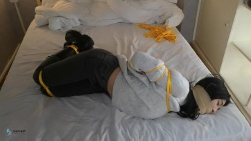 【JS】【玖念】牛仔裤长靴/黄金绳/驷马捆绑/原味棉袜堵嘴/挠痒