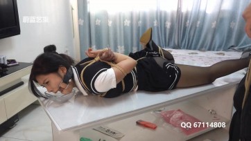 【蔚蓝艺束】小羊口枷佩戴口水盛宴，收集口水，高手股绳超紧缚，跪、趴驷马难受至极