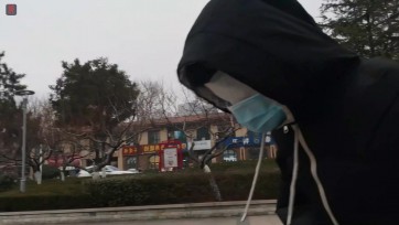 【绳之韵】云婷捆绑蒙眼户外游第二集，新人大冒险：捆绑、口球、虐足主题元素户外展示，耳朵太小挂不住口罩的女孩，不知道滴滴师傅看到口球了没有