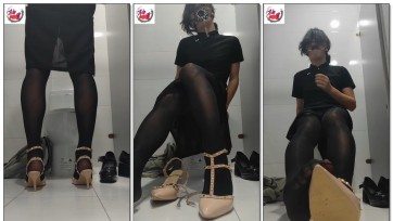 【柚里】伪娘厕所自w自嗨~（旗袍黑丝高跟鞋+带盖口塞，金属口枷，无捆绑）