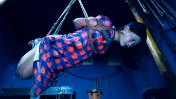 【胜景影视】《决战时刻》中集 恼羞成怒的敌人第二次使用酷刑拷问被捕的旗袍美女