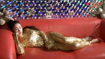 【天堂原创】雅楠金色紧身衣红绳捆绑挣扎