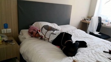 【莉雅】玛修(迦勒底) COSPLAY 初次约绑 超长时间的玩弄~