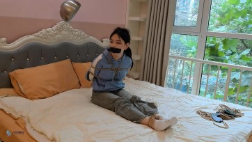 【JS】【梦琪】床上游戏4/日式捆绑/胶带堵嘴/蒙眼/恋足TK