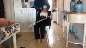 【撸啊啦啦】勒捂职业装女生