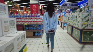 【半岛束艺台】奎因12cm高跟鞋带口球逛超市，全程跟拍视角，无捆绑