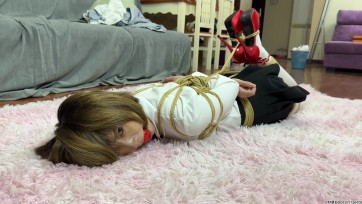 【贝特原创】jk制服驷马捆绑