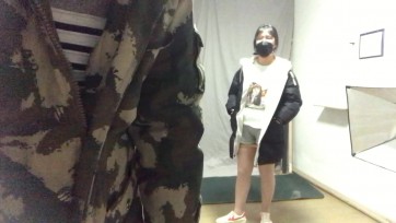 【可乐inrey】月黑风高的夜晚 手铐户外逛个街呗