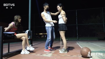 【半岛束艺台】我踢球你介意吗？