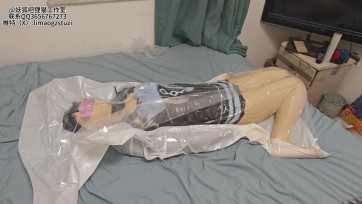 【狸猫工作室】女M真空袋绝望压缩封闭，挣破真空袋