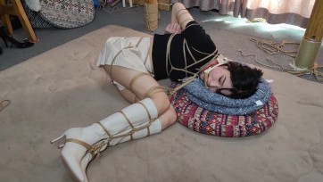 【束缘阁】妍妍 两种方式的放置 细细的蛮腰