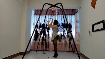 【浅浅原创】带锁充气向右，乳夹向左，鼻锁向上，同好的推荐，果然是驯服m的好手段