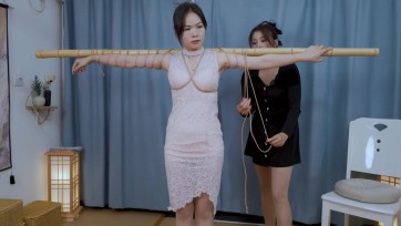 【红鲤鱼】第十五期跪姿柱子与十字架