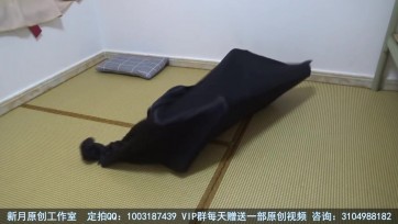 【新月原创】【琳媚】jk学生妹被装进布袋 +倒吊+抽打 场面十分残忍我都看不下去了！