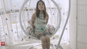 【4K映像】琪琪的夏日午后，摇篮，旗袍，长筒袜，高跟鞋，丝袜勒嘴，五花大绑。
