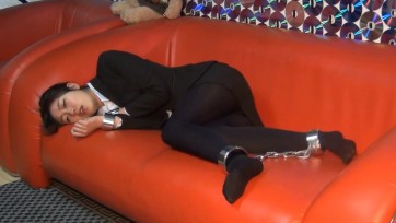 【真实经典】美女淘淘应聘的戴镣铐遭遇