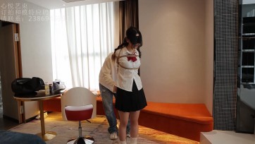 【心悦艺束】新妹子CC试镜喽。大一新生。这次专门跑去外地见她，酒店还是妹子自己找的，SM主题