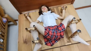 【HD飞天原创】欧式风新道具、新玩法，云儿被紧固在床板上，炮机对准位置猛烈开火，止不住进入GC状态