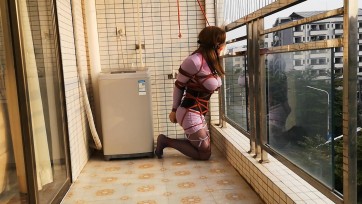 【CD伪娘小诡的自缚】绑在阳台上动不了了