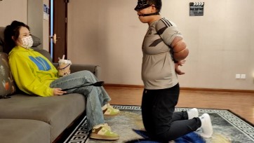 【一绳所爱】男生来店里玩，竟然被女孩绑了