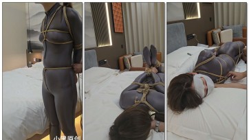 【小黑原创】口球，驷马，无内激凸，打耳光捏 最后强G环节，挣扎的按不住，直接坐起来了