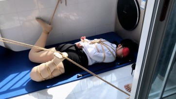 【沈逸touy】阳台上被折磨到嘤嘤叫的女生~~~