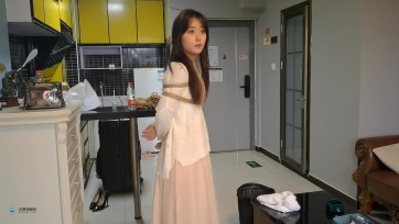 【JS】【流星客】美女的简单日式束缚体验