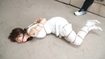 【逍遥】《出轨的未婚妻下集》外出放松的男人竟然遇到了原未婚妻