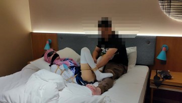 【鬼识】Hololive-凑阿库娅 伪娘盘腿缚 折腿缚 抚摸TK震动