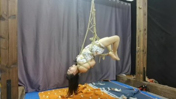 【HD飞天】把有眩晕症的李然倒吊起来后，那个残叫声简直无法形容