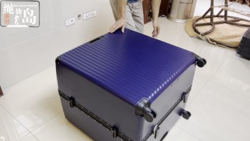 【绳仙岛原创】神秘人送来一个大箱子，里面装了一个美女，把她捆起来好好玩弄一番，之后进行了一些不可描述的事情！各种玩弄，双重振动，屁股被打的红扑扑的，给她带上口球