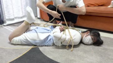 【子衿原创】新模试镜 抓到一个很怕痒的小m