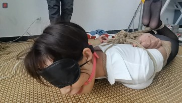 【绳之韵】超级敏感的新人彤彤试镜第三集：脱裤，黑丝美腿，极限后高手驷马，深度蹂躏、TJ，玩到痉挛的强制GC，颤抖的美腿和小翘臀